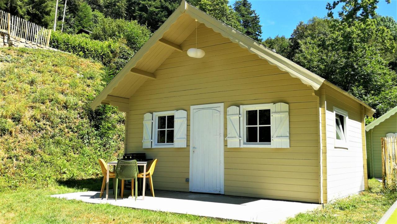 Les Cabanes D'Hestia La Salvetat-sur-Agout Exterior photo